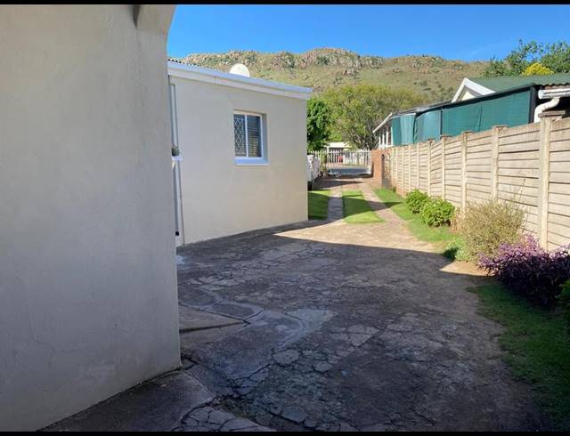 4 BEDROOM PROPERTY TO RENT IN BERGSIG